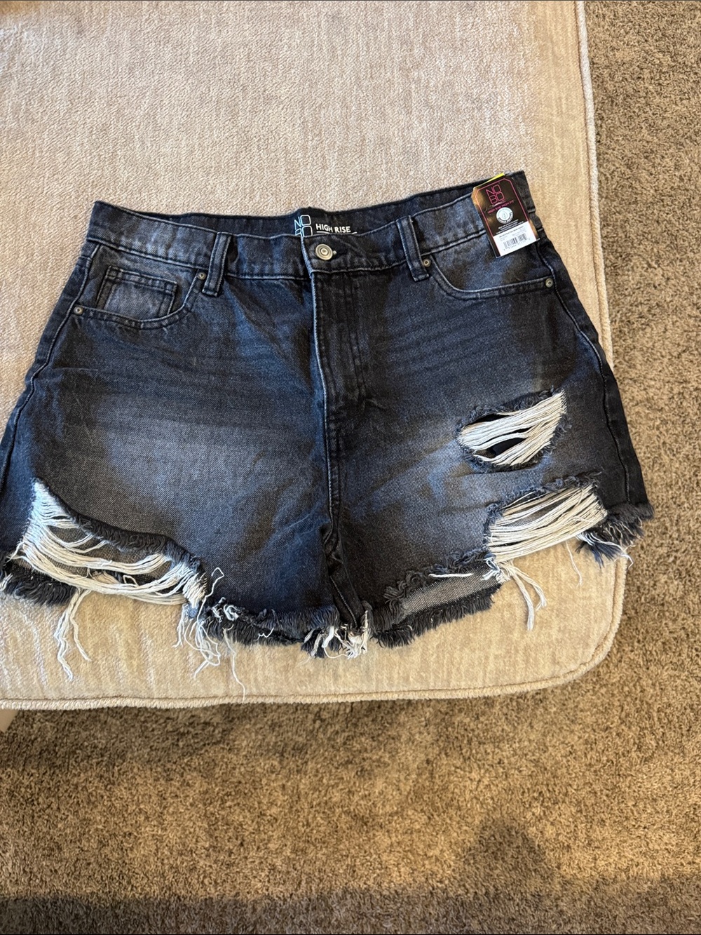 No Boundaries Black Distressed High-Rise Jean Shorts